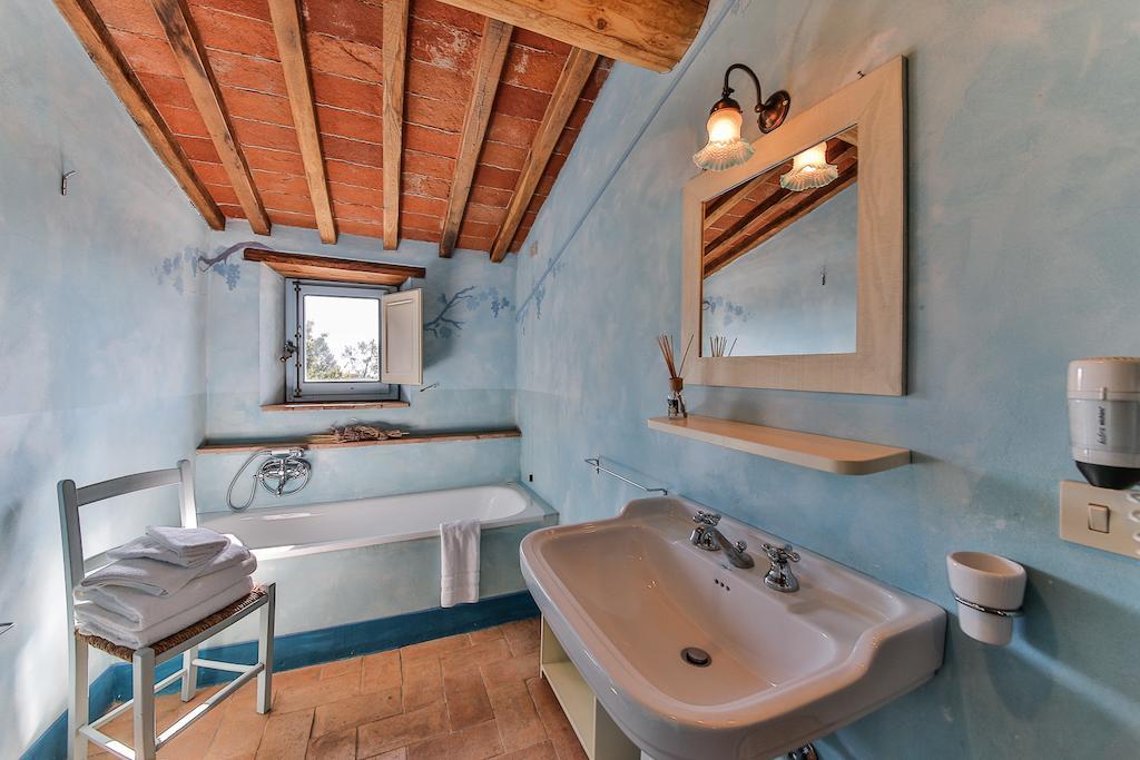 לורו צ'יופנה Odina Agriturismo חדר תמונה